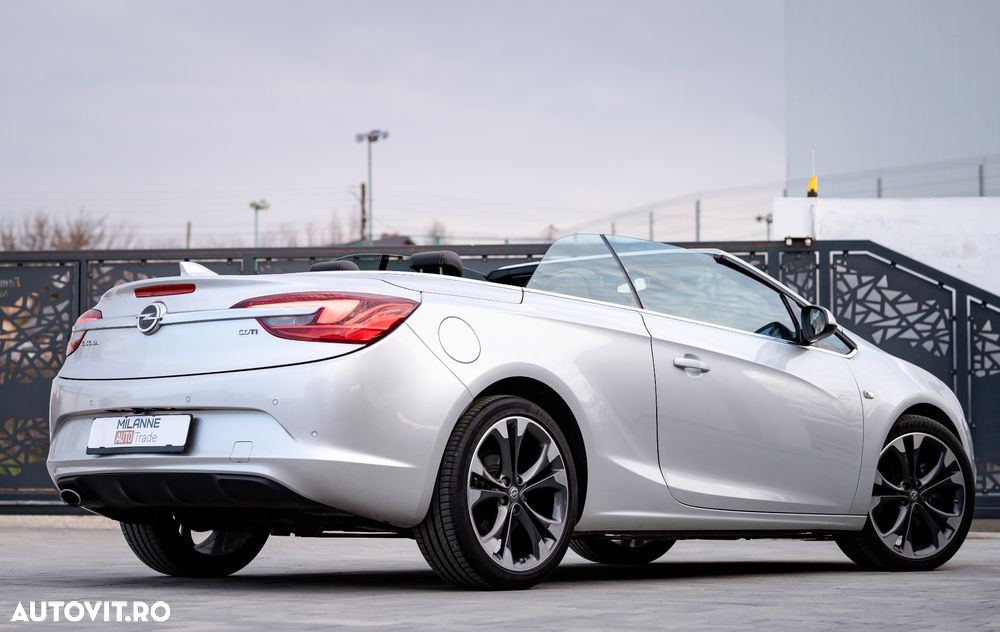 Opel Cascada 2.0 CDTI ECOTEC Start/Stop Cabriolet - 17