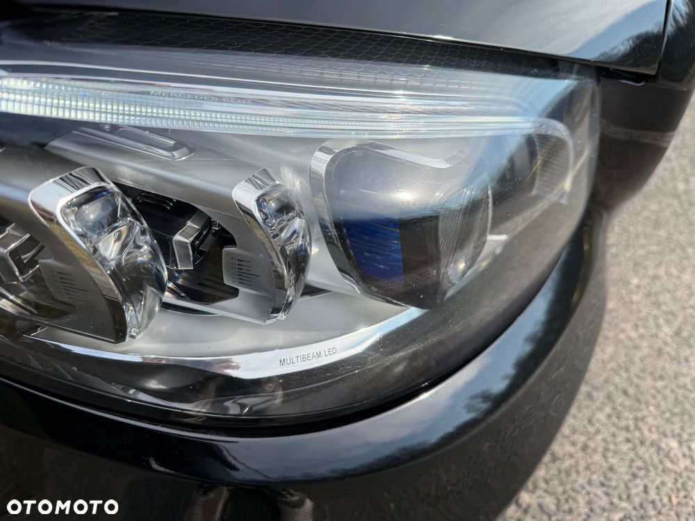 Mercedes-Benz Klasa C AMG 43 4Matic 9G-TRONIC - 16