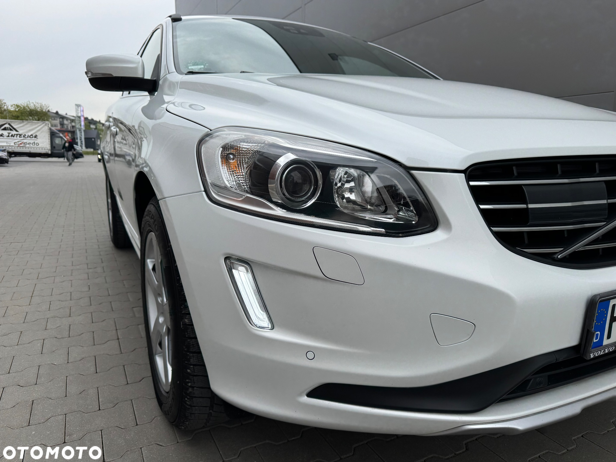 Volvo XC 60 D4 Drive-E Momentum - 13