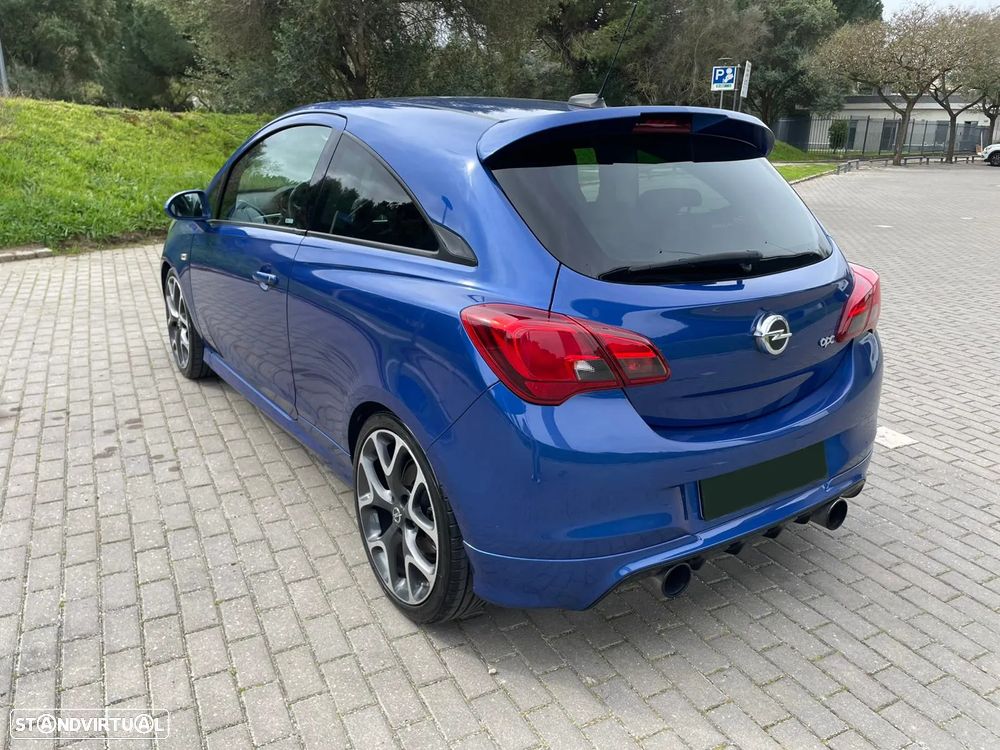 Opel Corsa 1.6 Turbo OPC - 3
