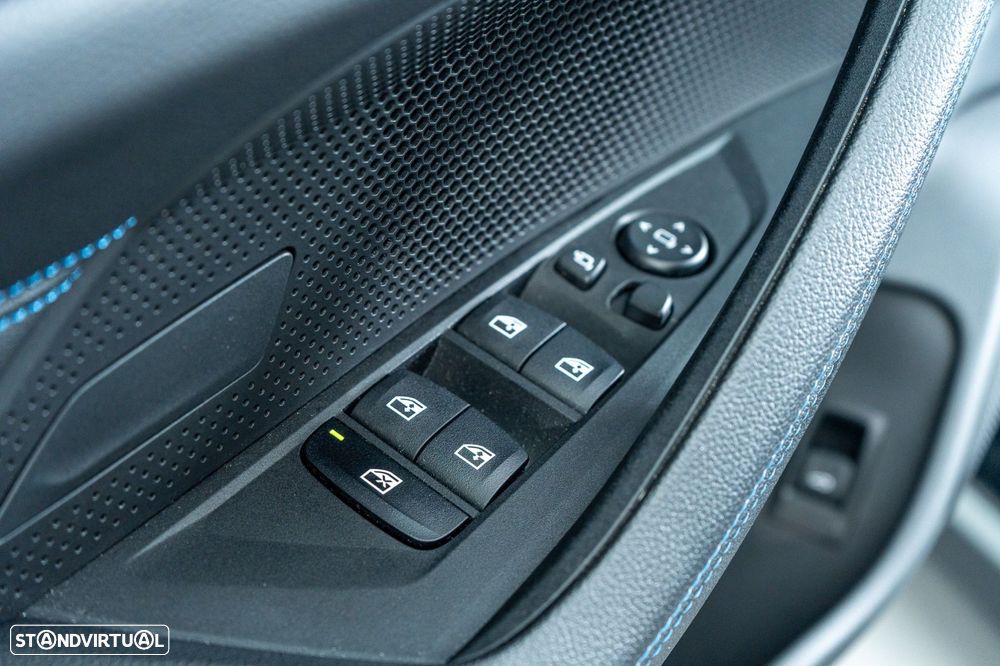 BMW i4 eDrive40 Pack Desportivo M - 26