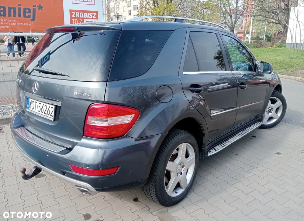 Mercedes-Benz ML - 4