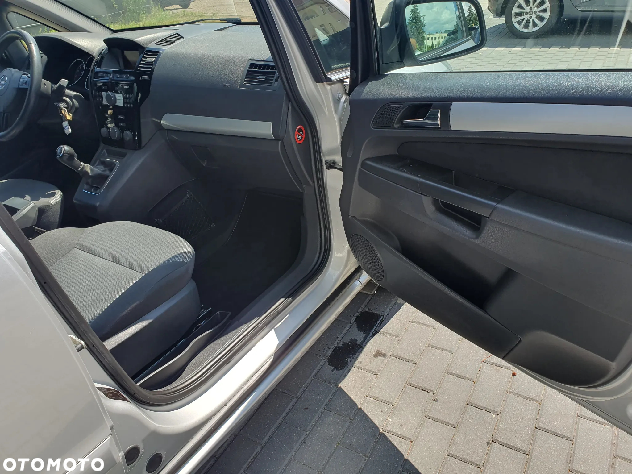 Opel Zafira 1.8 Edition - 24