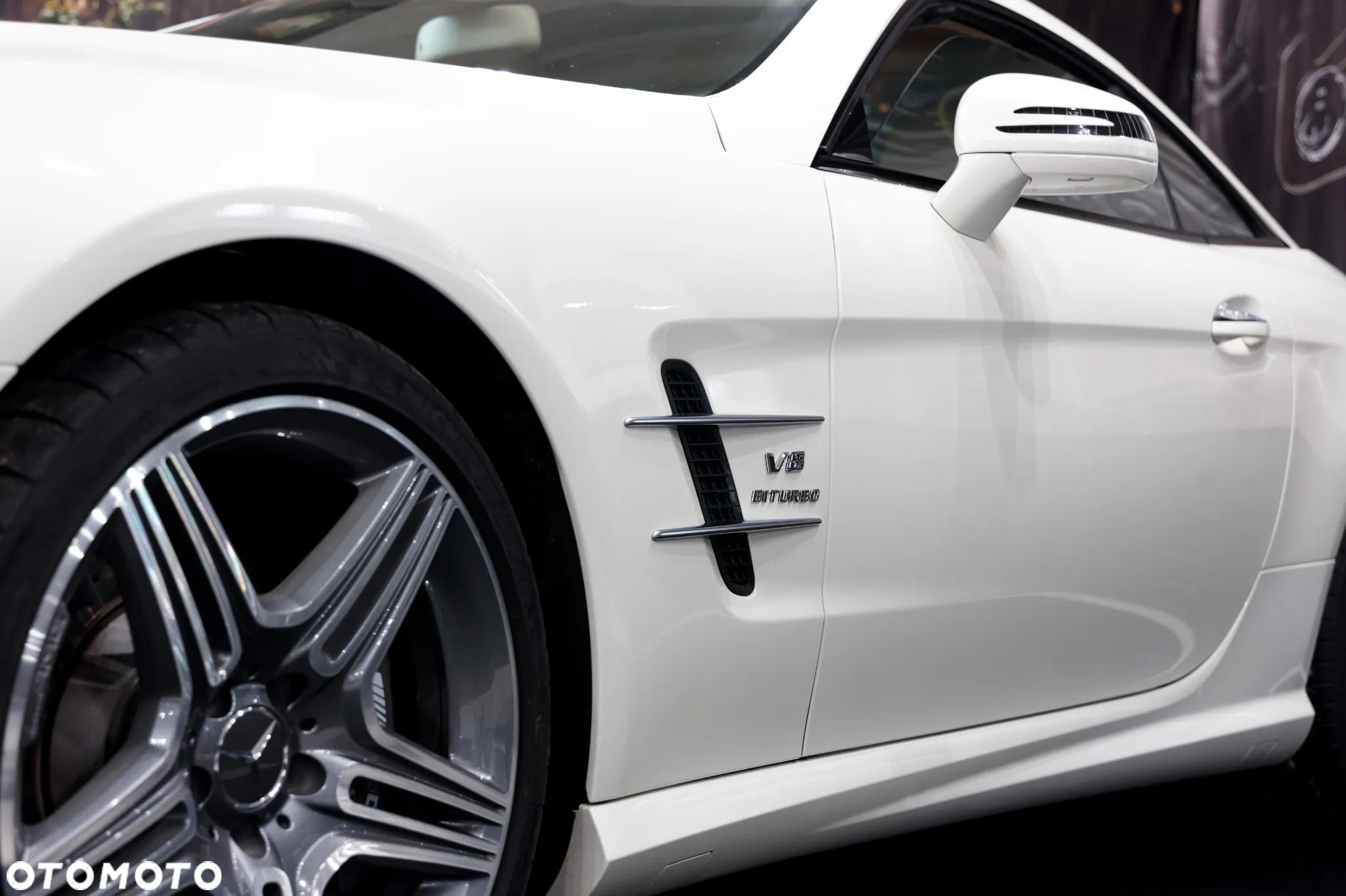 Mercedes-Benz SL 63 AMG - 11
