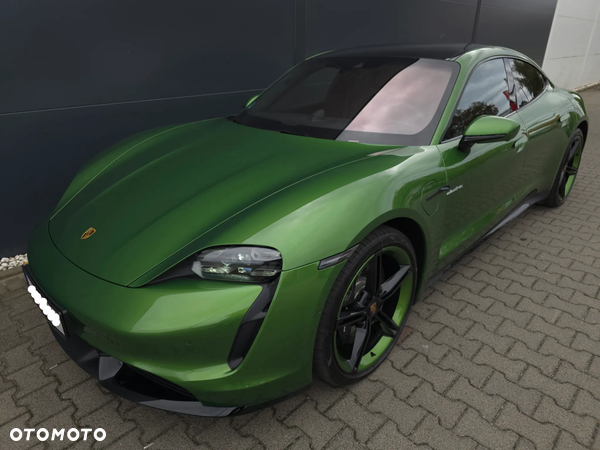 Porsche Taycan Turbo