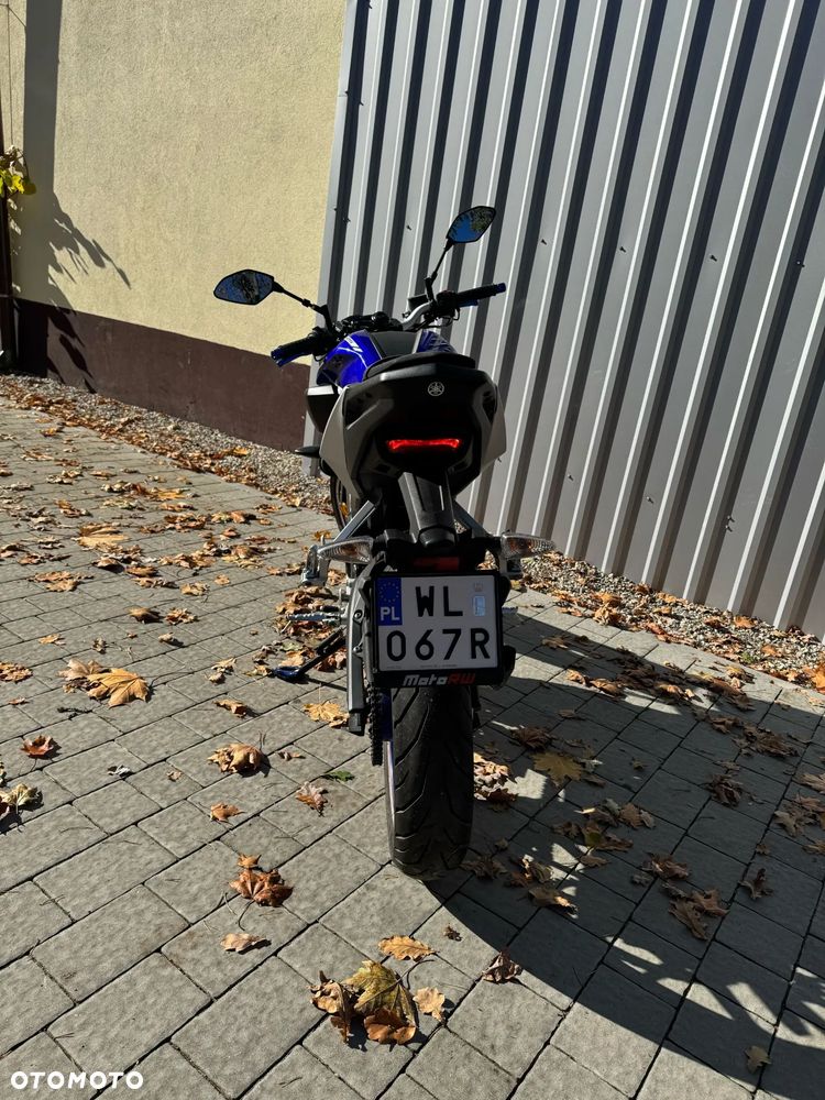 Yamaha MT - 7