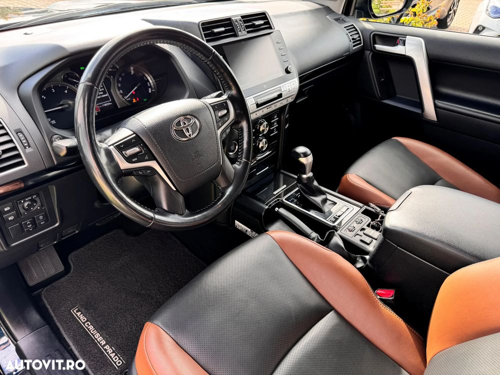 Toyota Land Cruiser 2.8l D-4D 204 CP A/T Luxury Black Matte Edition - 20