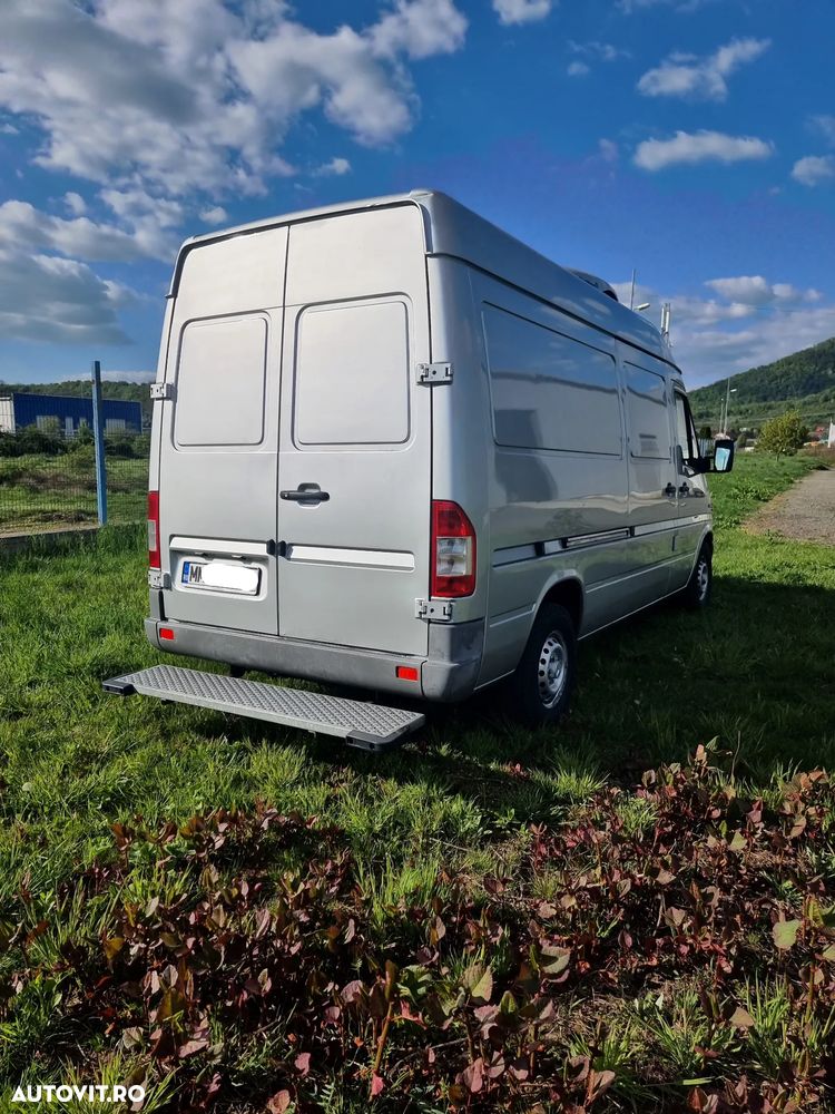 Mercedes-Benz Sprinter - 6