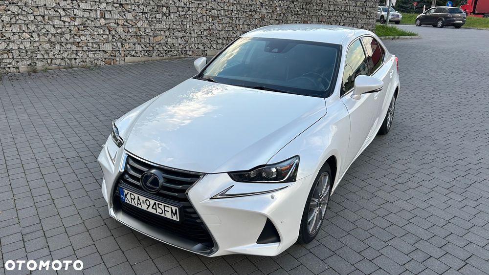 Lexus IS F SPORT - 3
