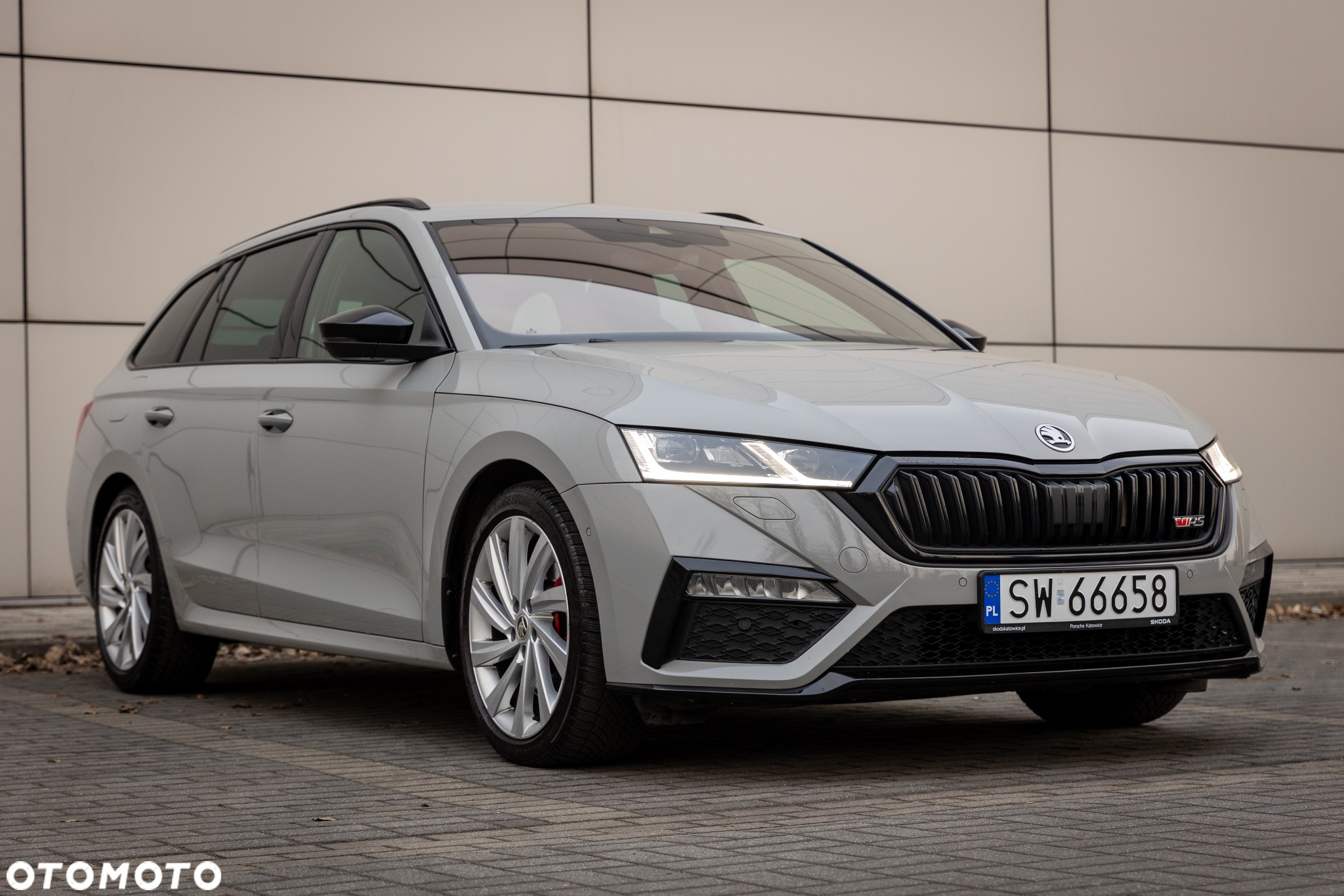 Skoda Octavia 2.0 TSI RS 245 DSG - 2