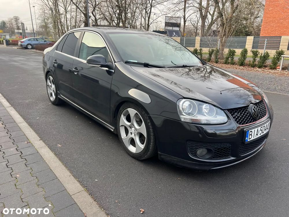 Volkswagen Jetta 2.0 Turbo FSI Sportline - 5