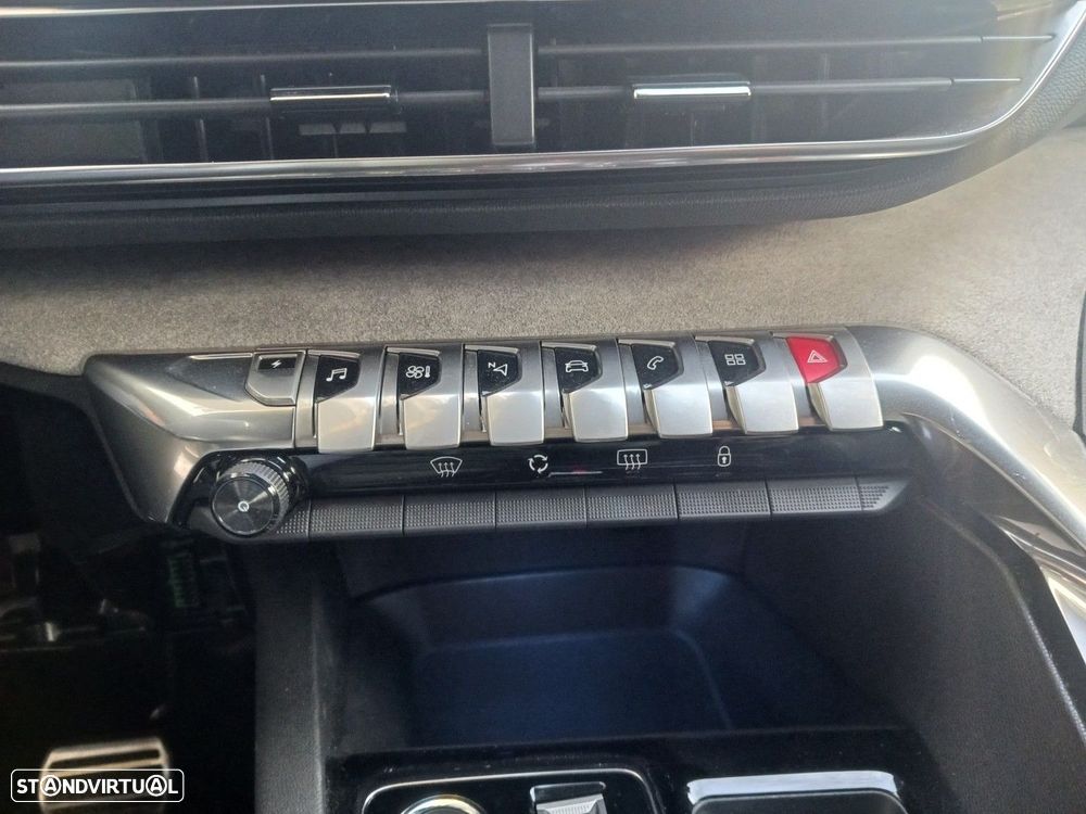 Peugeot 3008 1.6 Hybrid GT e-EAT8 - 20