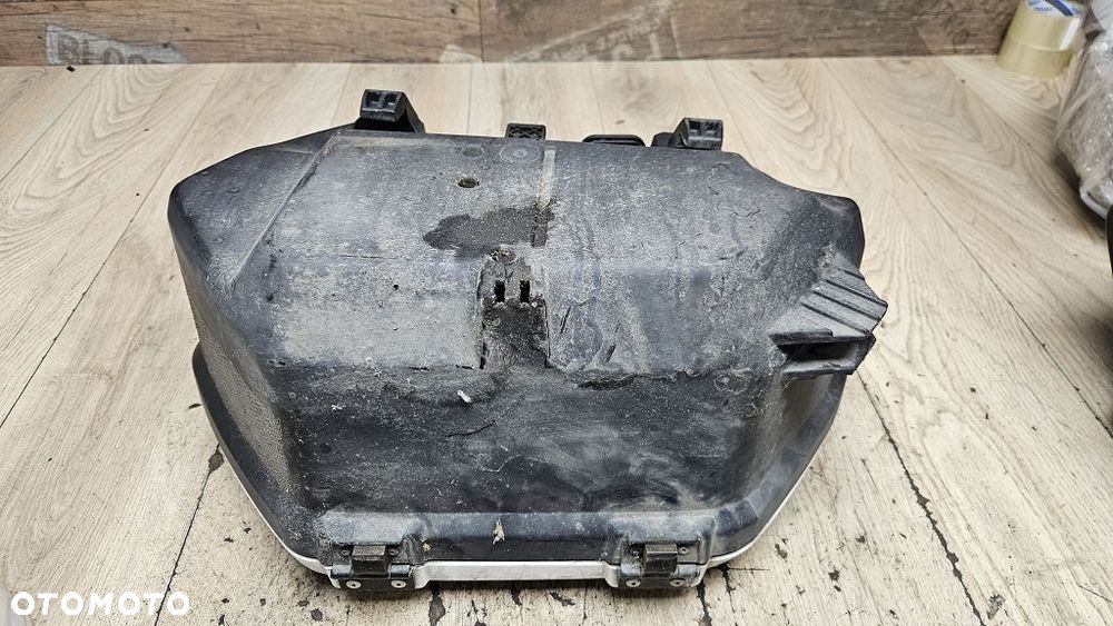 Kufer lewy Yamaha FJR 1300 / Tracer 900 / TDM 900 - 10