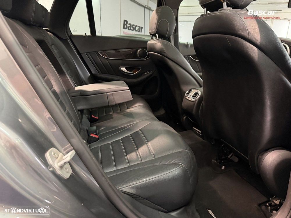 Mercedes-Benz GLC 250 d 4Matic 9G-TRONIC AMG Line - 17