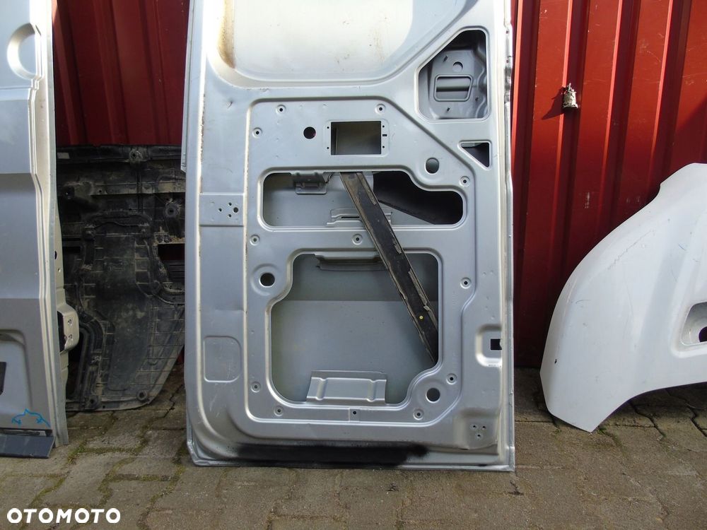Volkswagen Crafter drzwi tylne 7C3827123E - 15