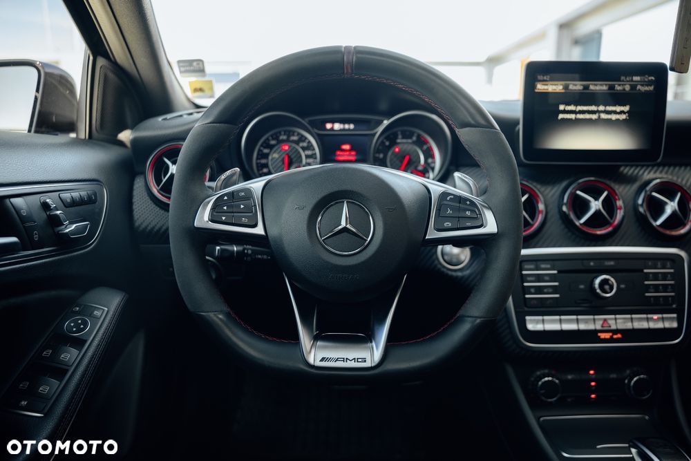 Mercedes-Benz Klasa A AMG 45 4-Matic - 27