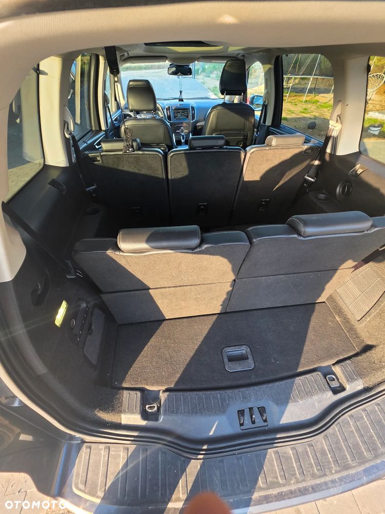 Ford Galaxy - 16