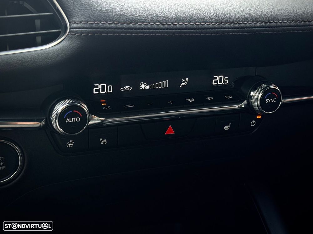 Mazda 3 Hatchback 2.0 e-Skyactiv-X Takumi - 18