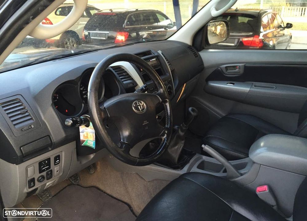 Toyota Hilux 3.0 D-4D CD Tracker - 5