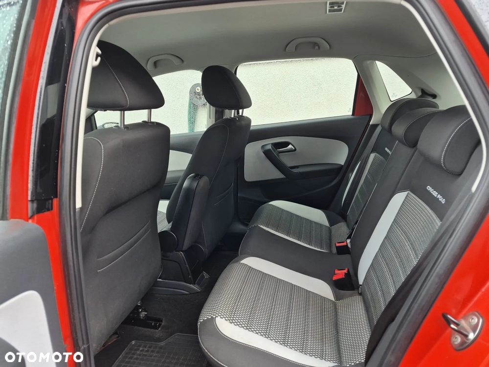 Volkswagen Polo - 9