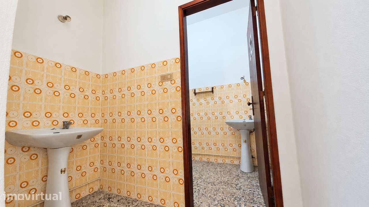 Loja P/ Arrendamento, Torres Novas - Grande imagem: 3/4
