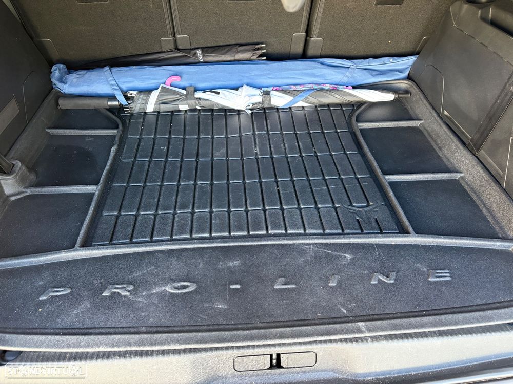 Peugeot 5008 1.5 BlueHDi GT EAT8 - 5
