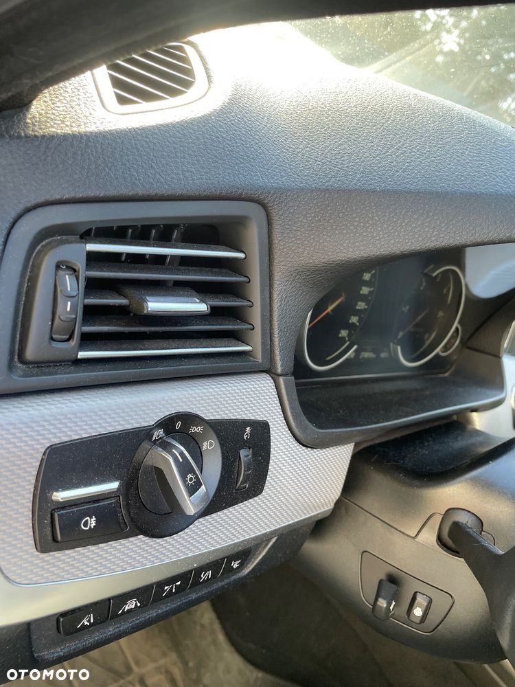 BMW Seria 5 M550d xDrive - 13