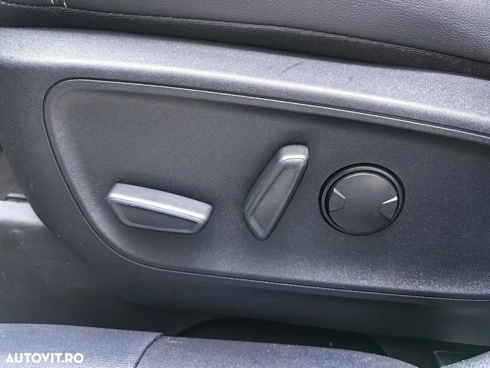 Ford Kuga 2.5 Duratec PHEV Vignale - 18