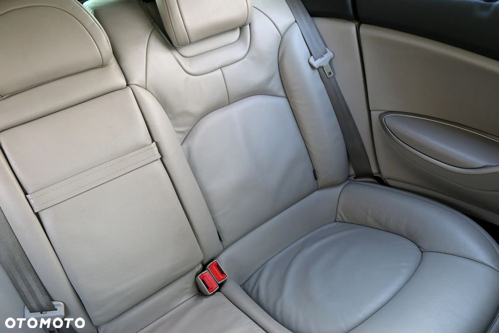 Citroën C5 2.0 HDi Exclusive - 18