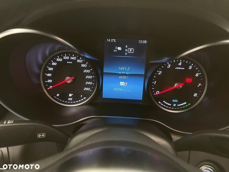 Mercedes-Benz GLC 300 e 4-Matic - 15