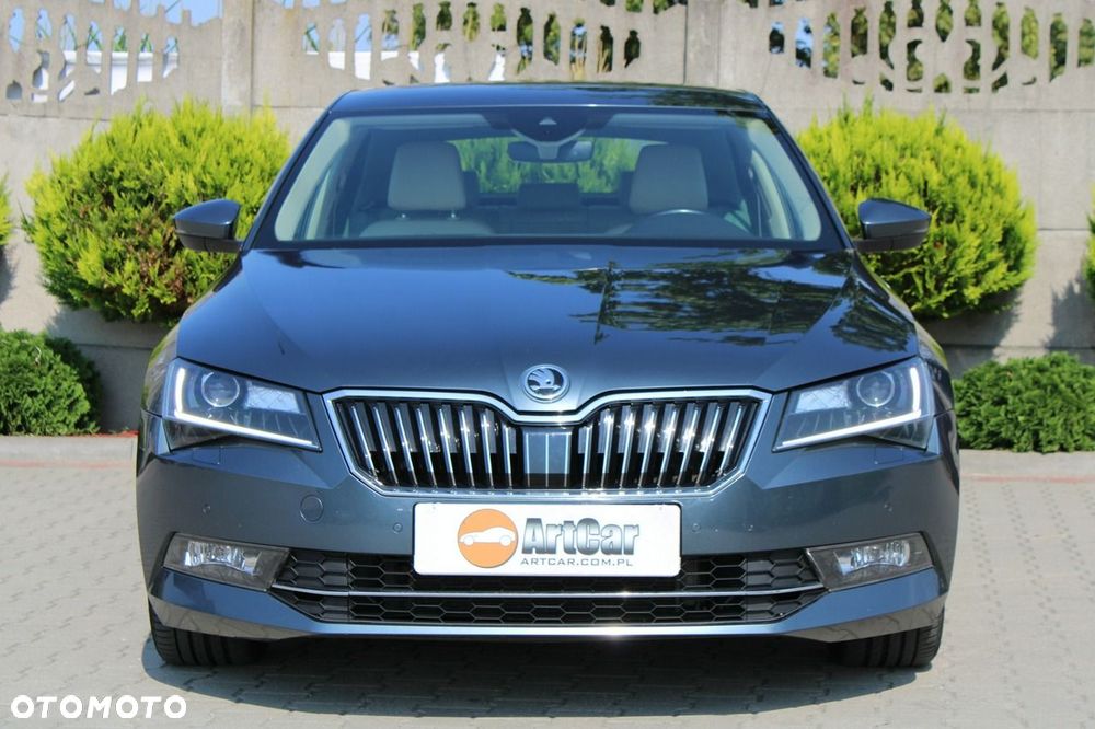 Skoda Superb 2.0 TDI 4x4 DSG L&K - 3