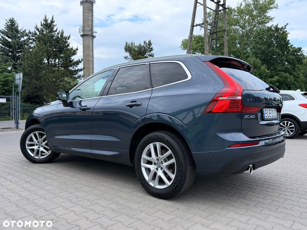 Volvo XC 60 D4 Momentum Pro - 9