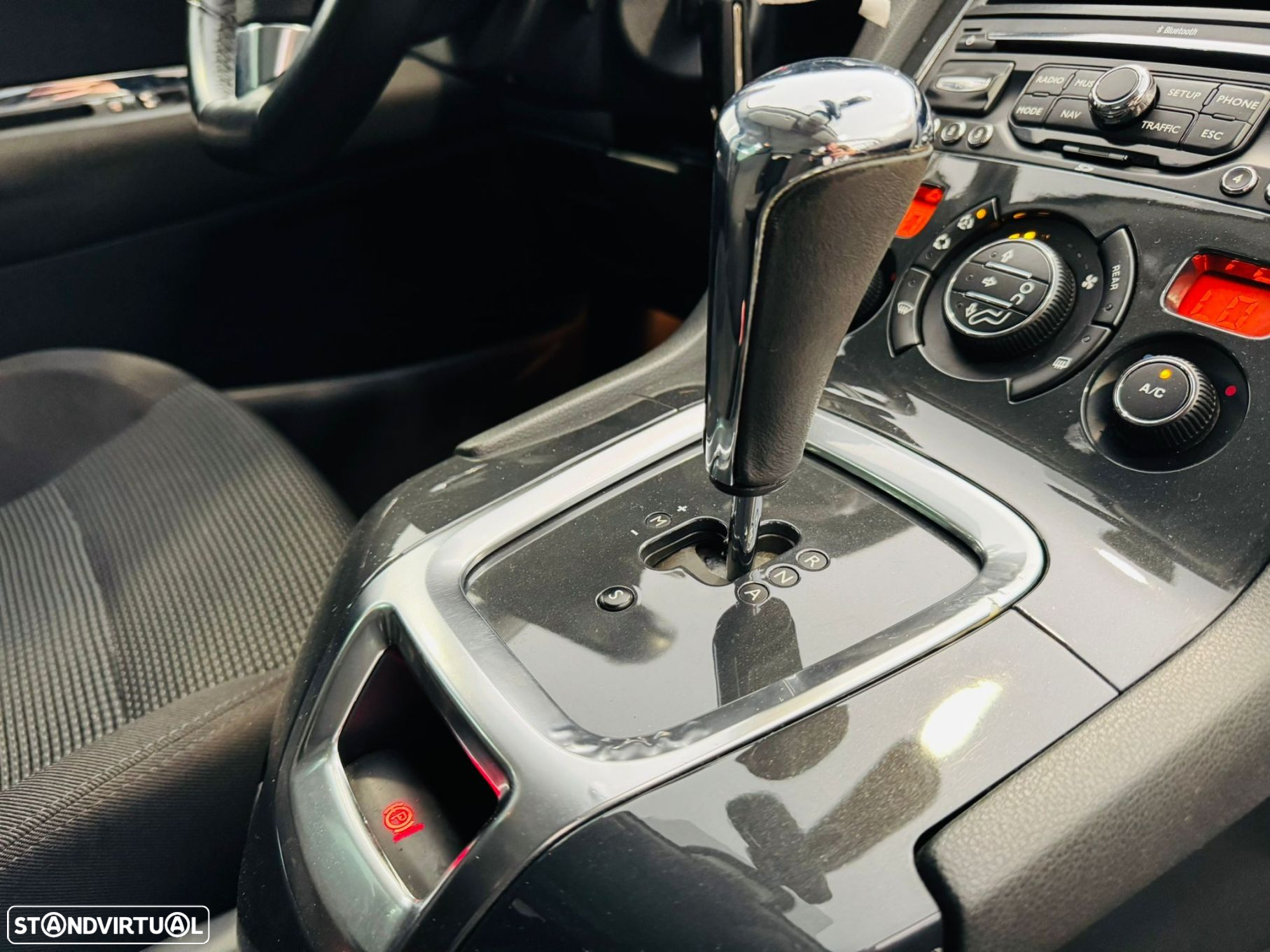 Peugeot 5008 1.6 E-HDi 7L Active 2-Tronic - 10