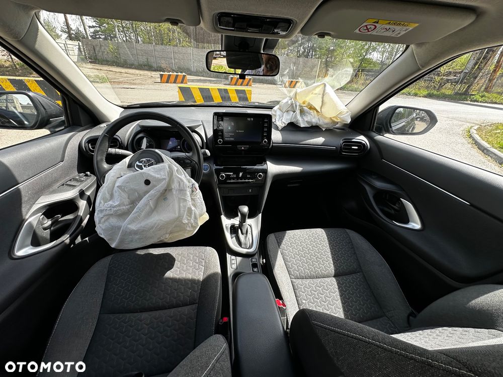 Toyota Yaris Cross - 12