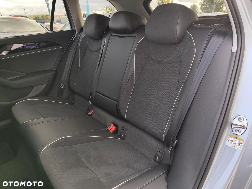 Volkswagen Passat Variant - 20