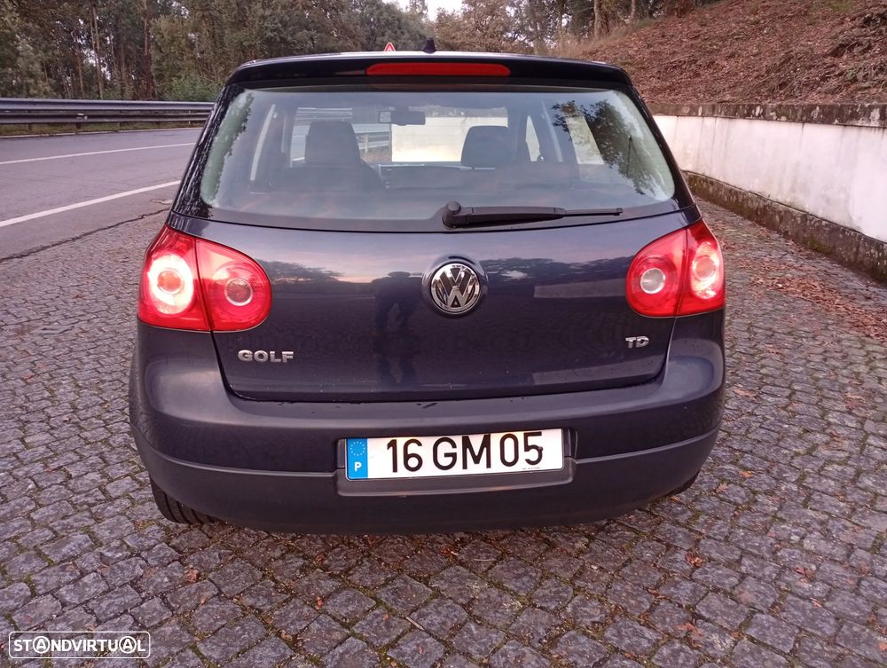 VW Golf 1.9 TDi Confortline DSG 7V - 4