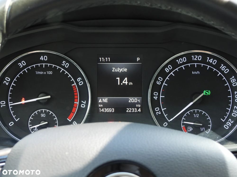 Skoda Superb 1.8 TSI Ambition DSG - 13