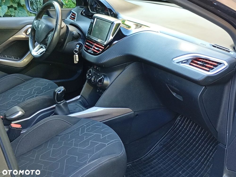 Peugeot 2008 - 16