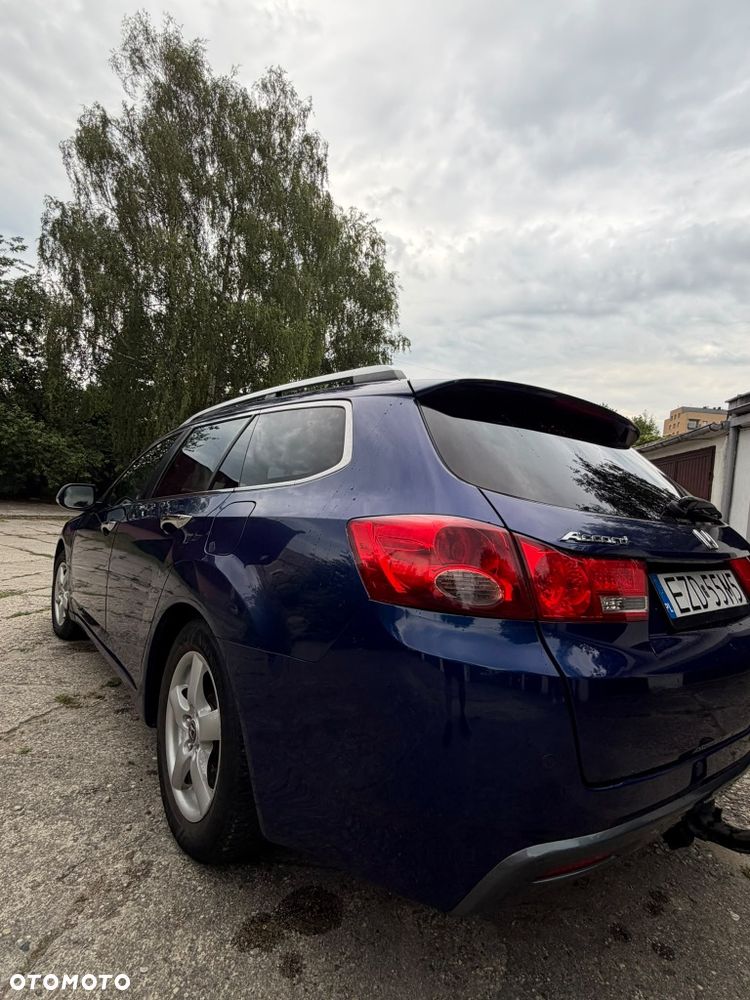 Honda Accord - 2