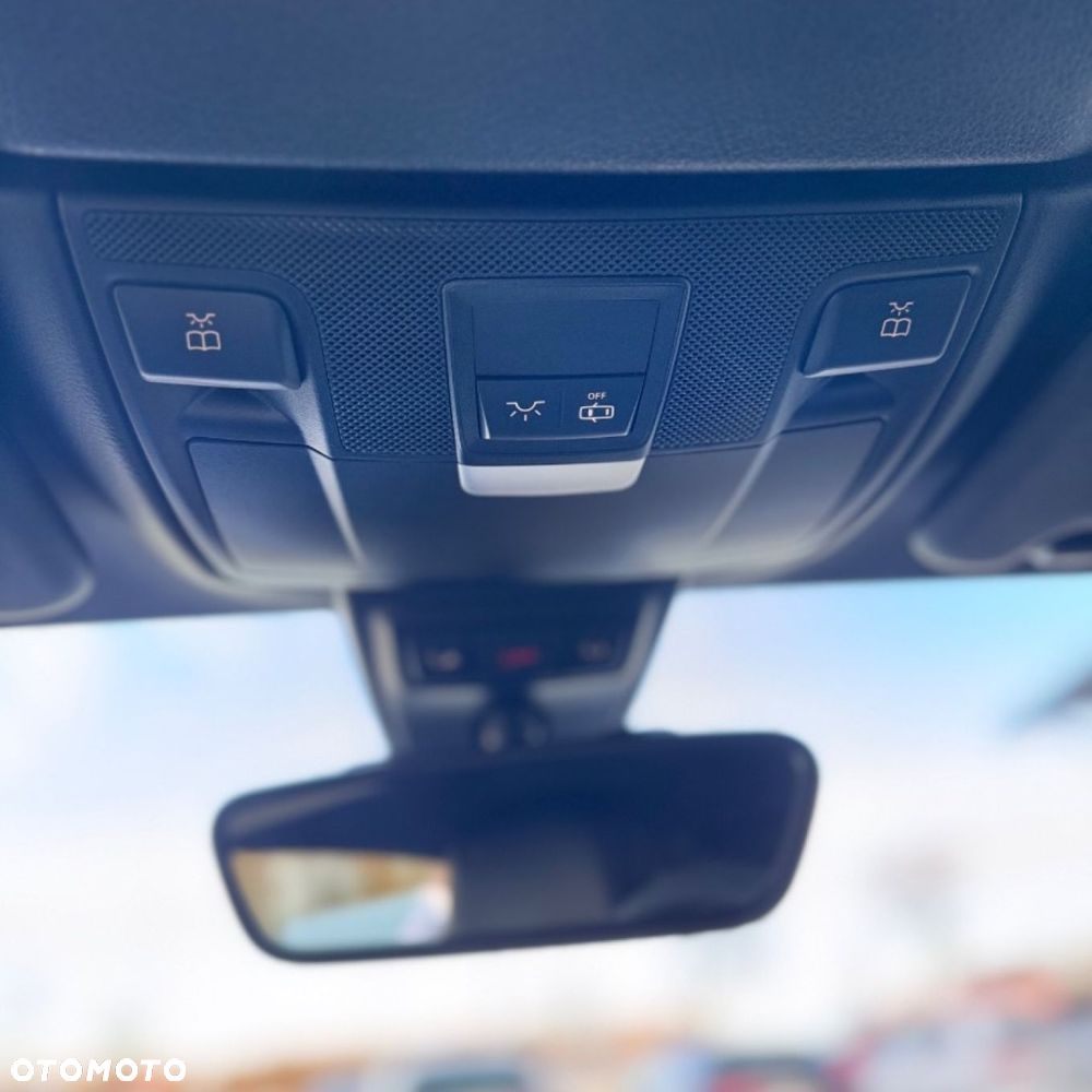 Mercedes-Benz Klasa C - 25