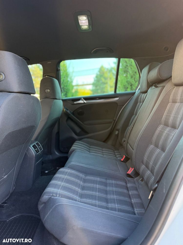 Volkswagen Golf 2.0 TDI DPF GTD - 7