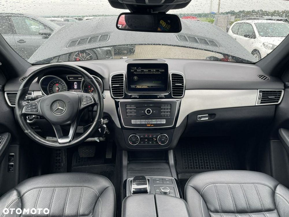 Mercedes-Benz GLE 350 d 4Matic 9G-TRONIC AMG Line - 8