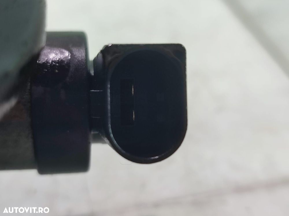 Pompa inalta presiune 04L130755D 0445010537 2.0 tdi DFCA Skoda Octavi - 2