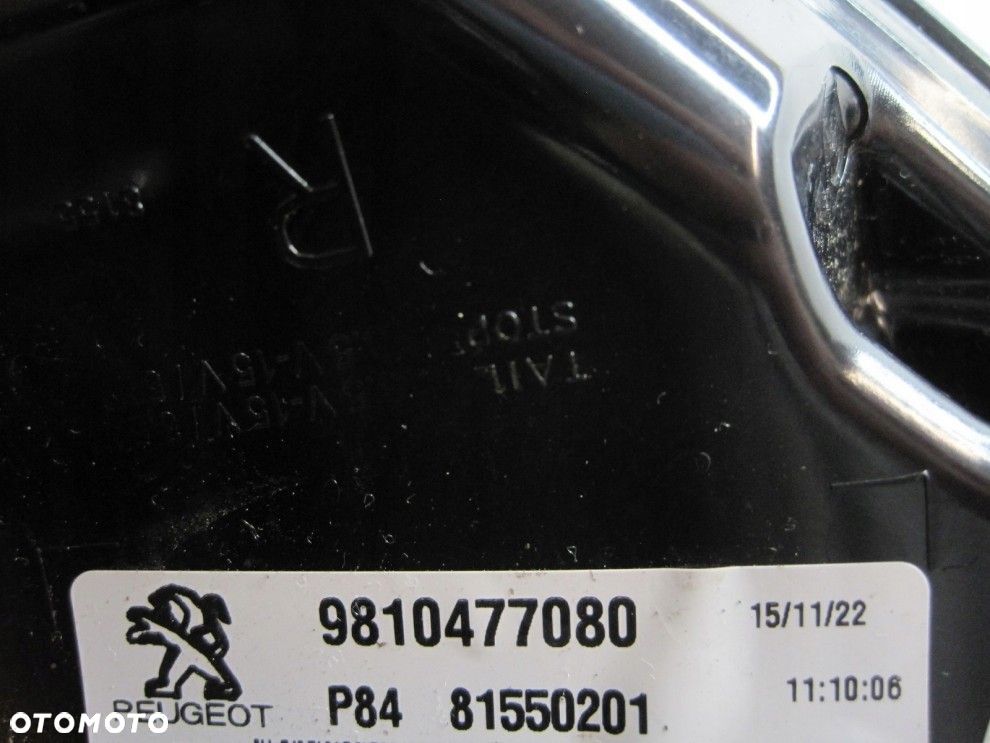 PEUGEOT 3008 II 16+ PRAWA TYLNA LAMPA ORYGINAŁ 9810477080 - 9