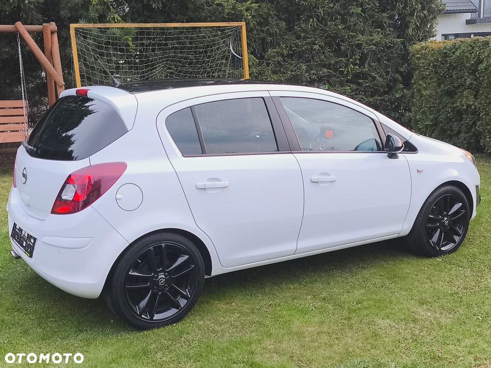 Opel Corsa 1.4 16V Color Edition - 11