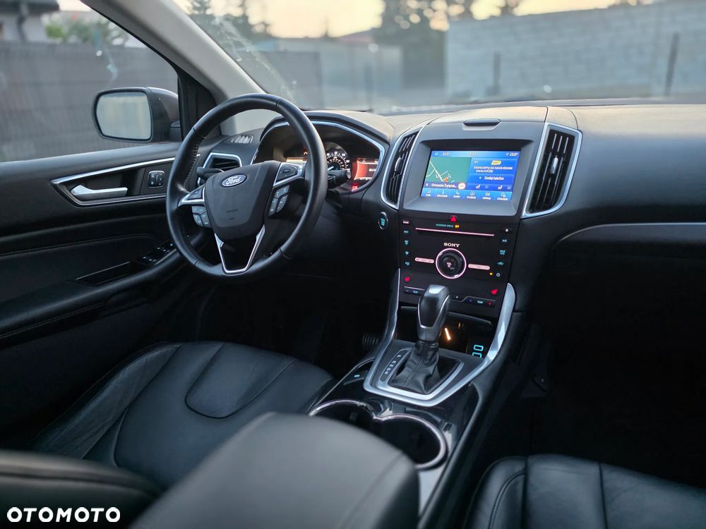 Ford Edge - 16