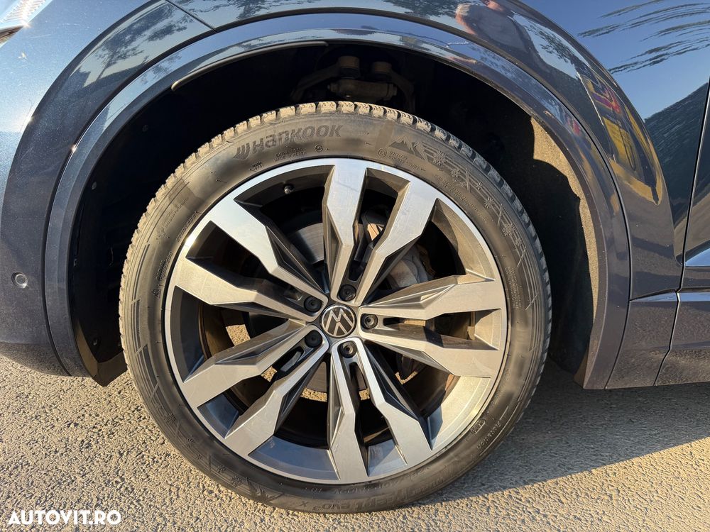 Volkswagen Touareg V6 TDI 4MOTION R-Line - 9