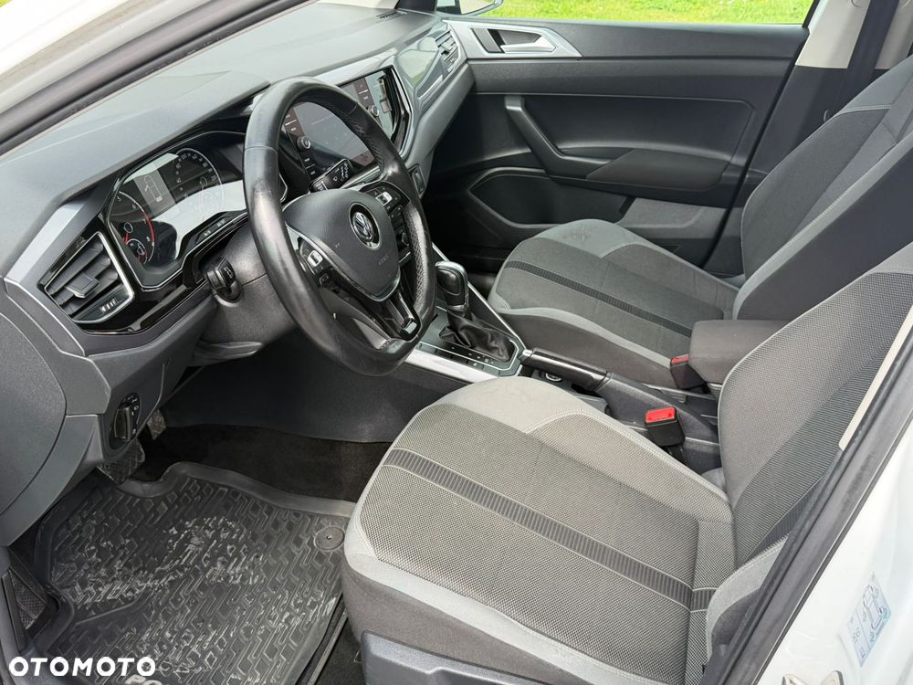 Volkswagen Polo 1.0 TSI DSG Highline - 15