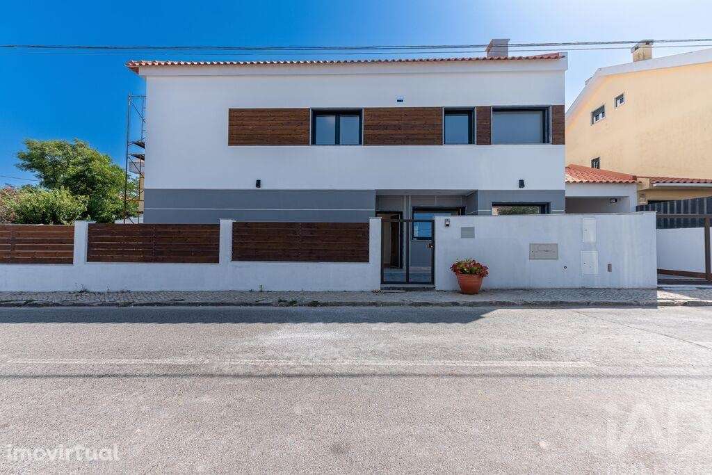 Casa / Villa T3 em Algueirão-Mem Martins de 228,6 m2 - Grande imagem: 3/32