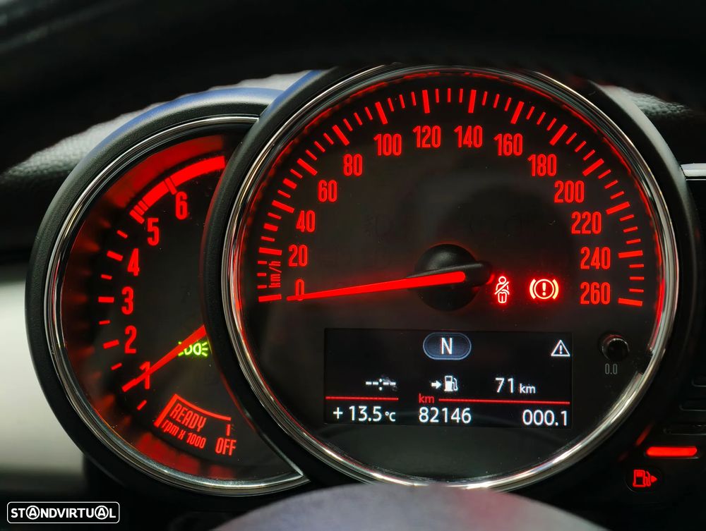 MINI 5 Portas Cooper D - 7